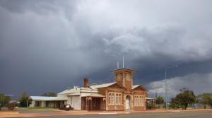 Thunderstorm at Menzies